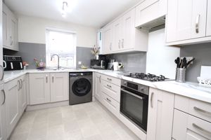 Kitchen- click for photo gallery